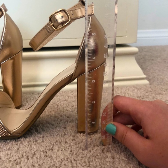 gold open toe block heels w/ ankle strap - Picture 4 of 7